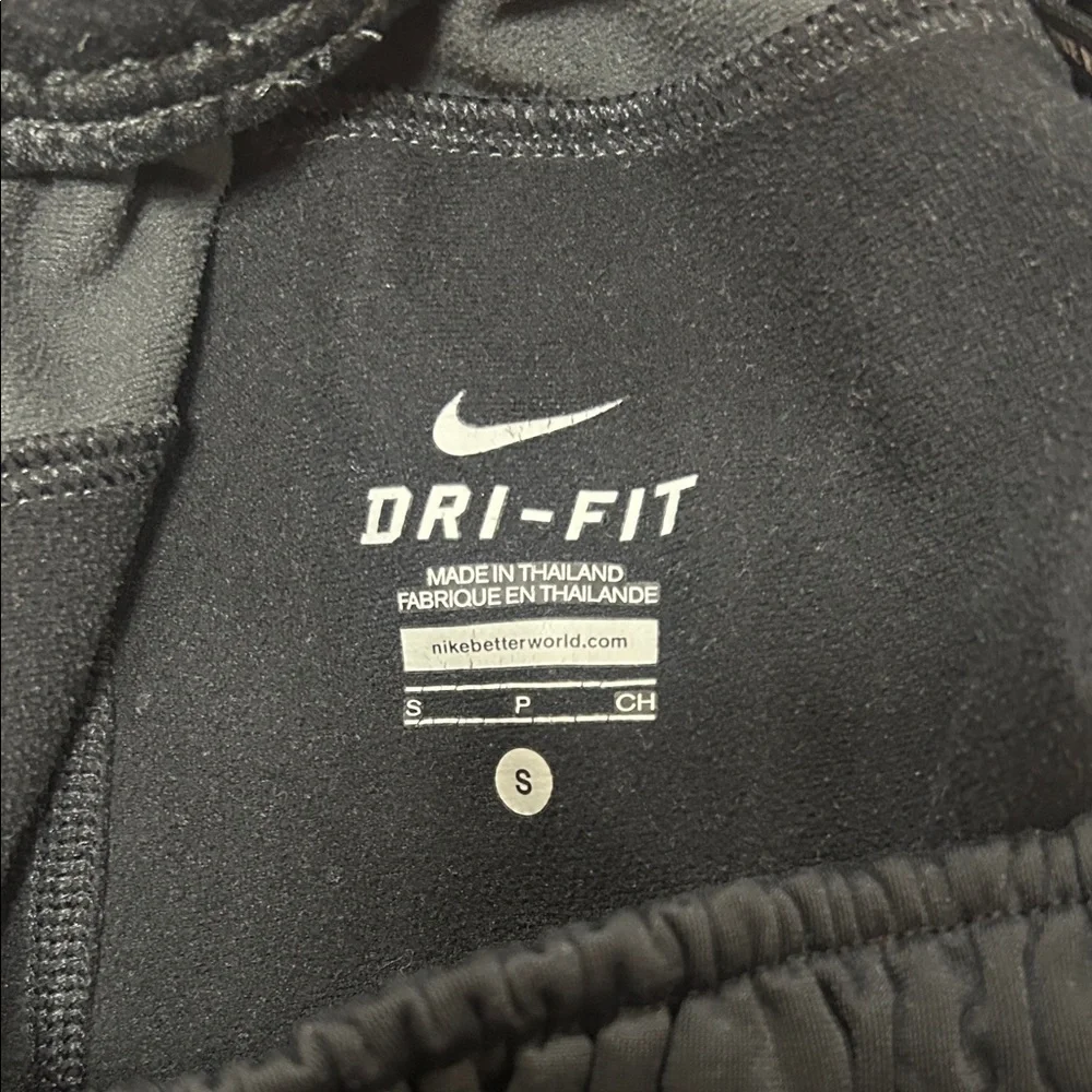 Kids NIKE Black Athletic Pants - Picture 3 of 9